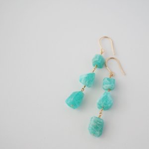 アマゾナイトピアス