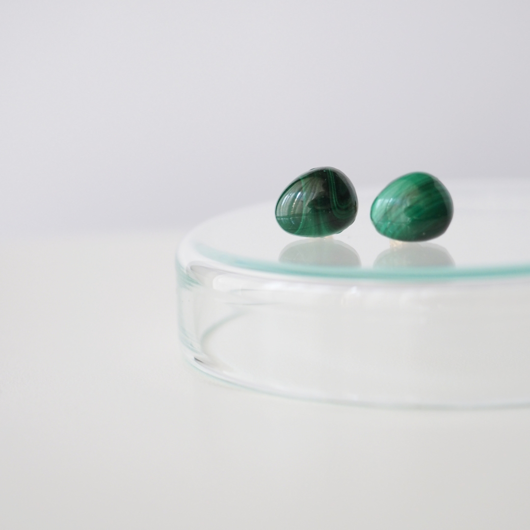 マラカイトピアス