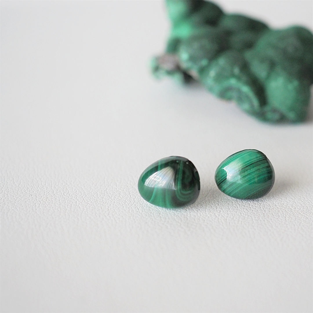 マラカイトピアス