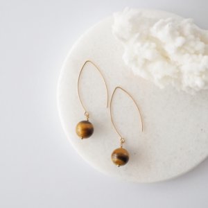 タイガーアイピアス