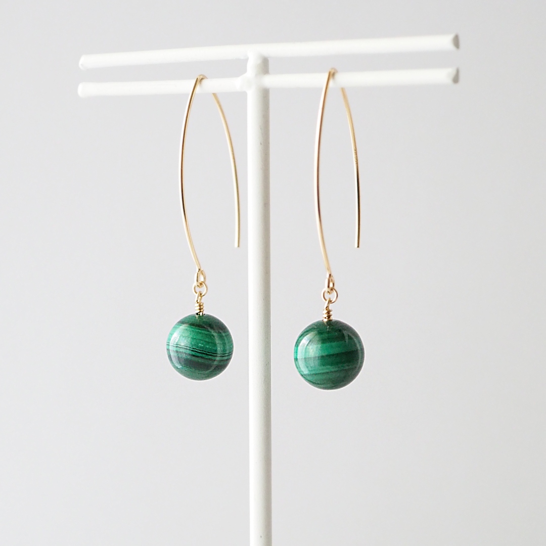 マラカイトピアス