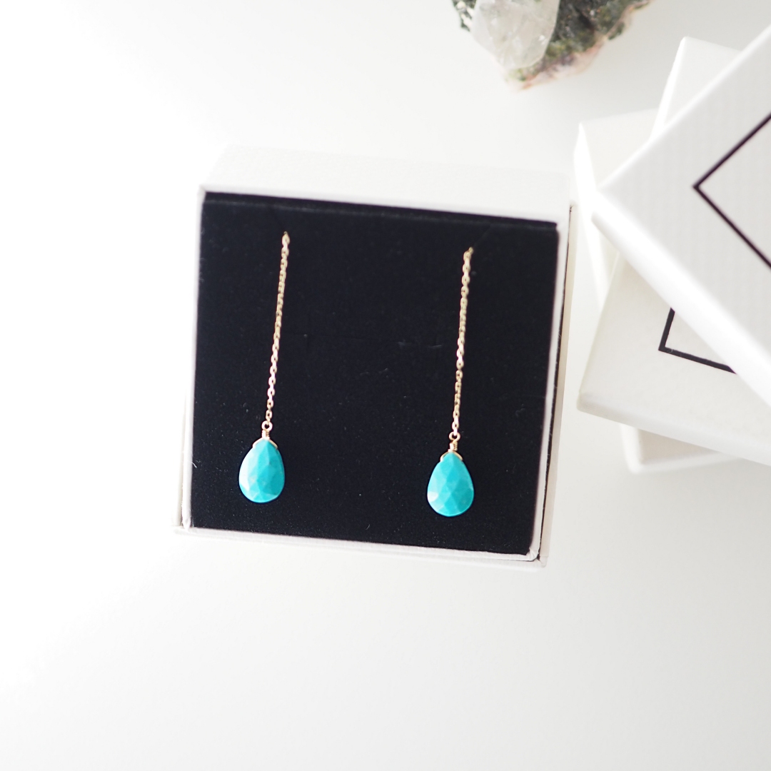 K10 / スリーピングビューティーターコイズピアス