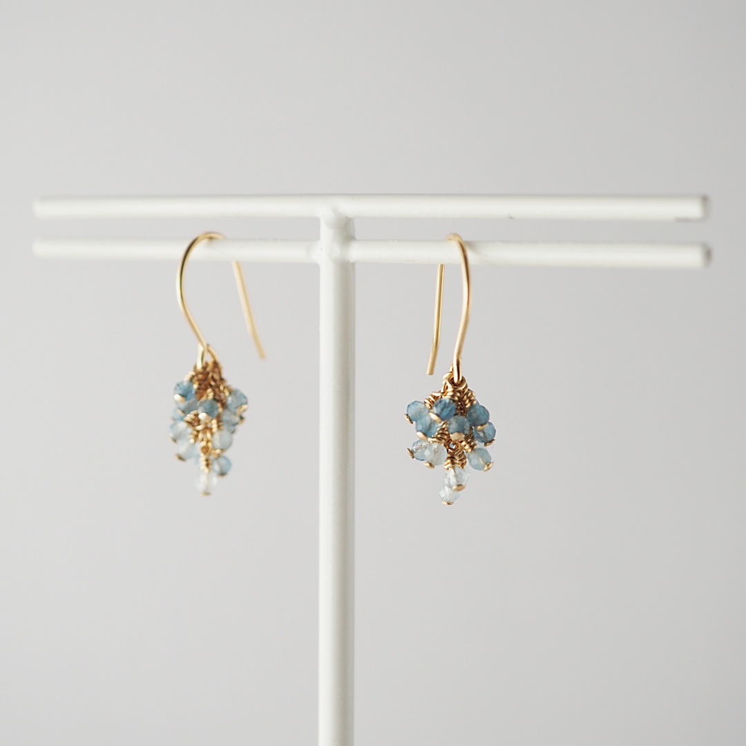 アクアマリンピアス