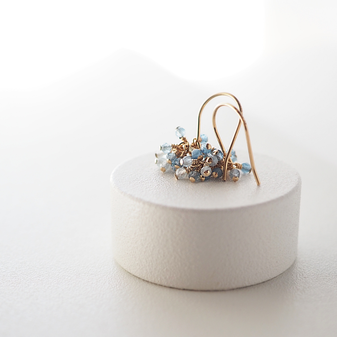 アクアマリンピアス