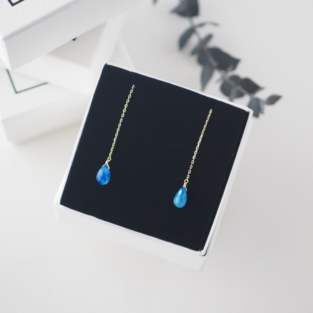 K10 / アフガナイトピアス