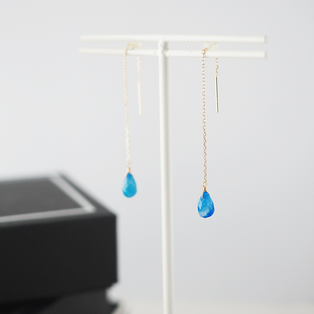 K10 / アフガナイトピアス