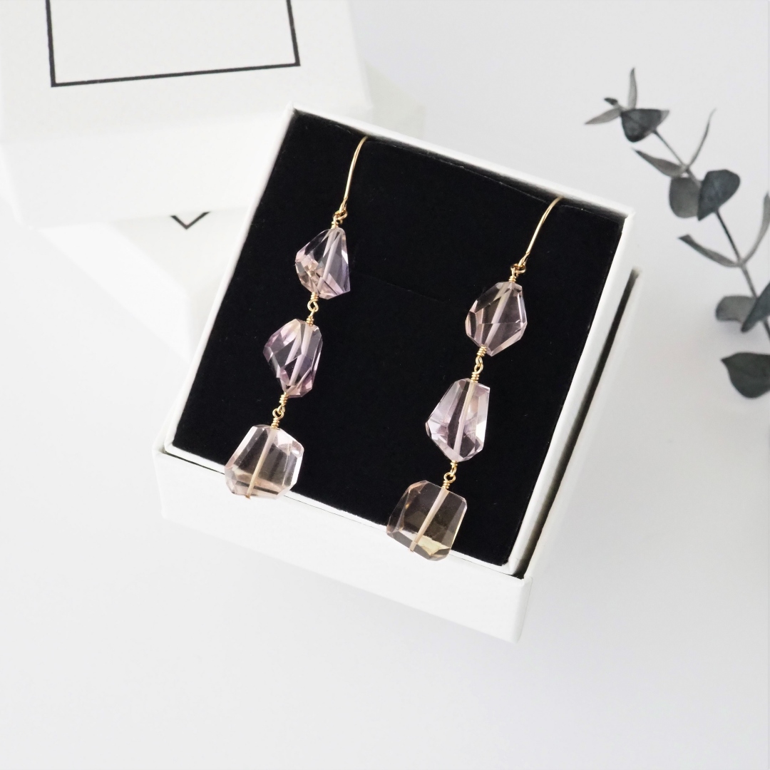 アメトリンピアス