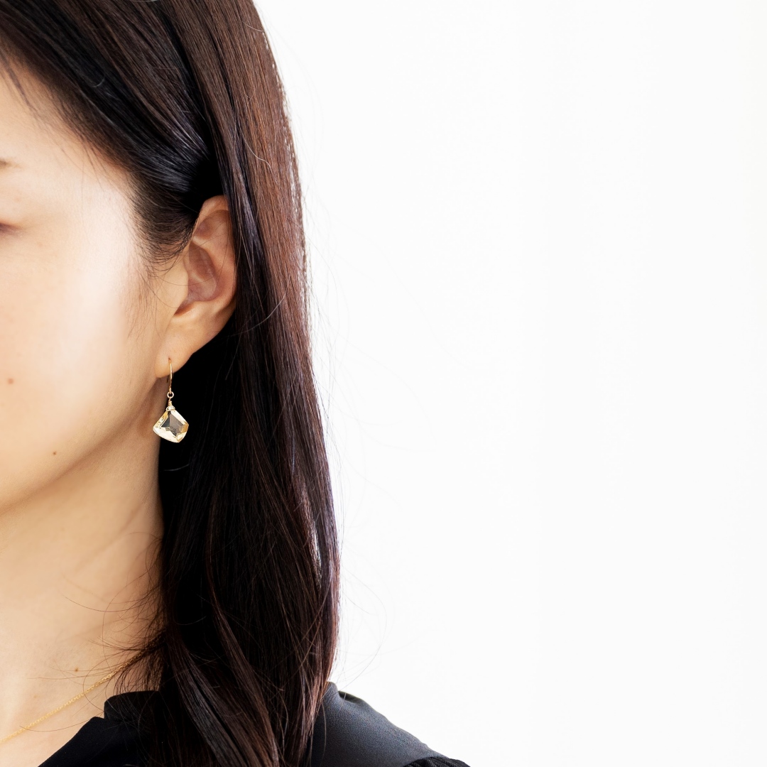 11月の誕生石 / シトリンピアス