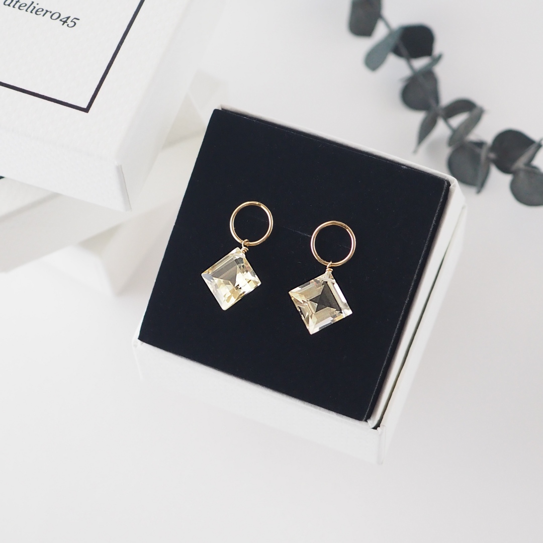 11月の誕生石 / シトリンピアス