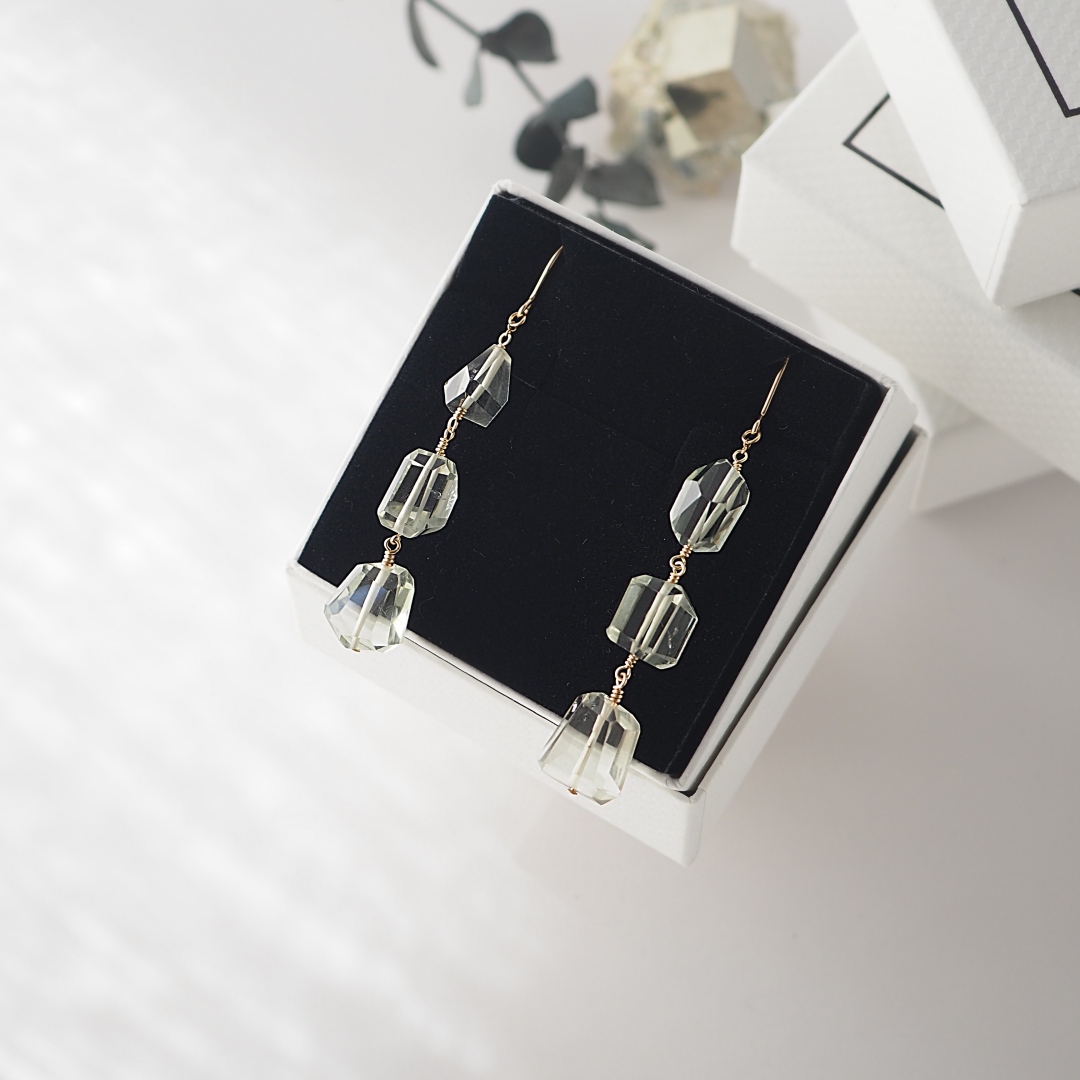 グリーンアメジストピアス