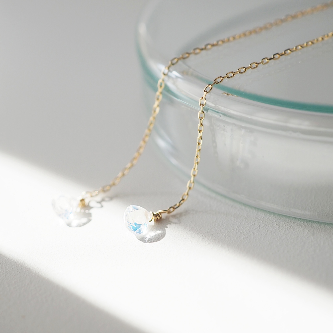 6月の誕生石 / K10 / レインボームーンストーンピアス