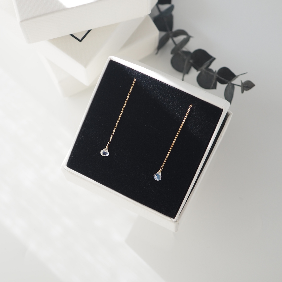 6月の誕生石 / K10 / レインボームーンストーンピアス