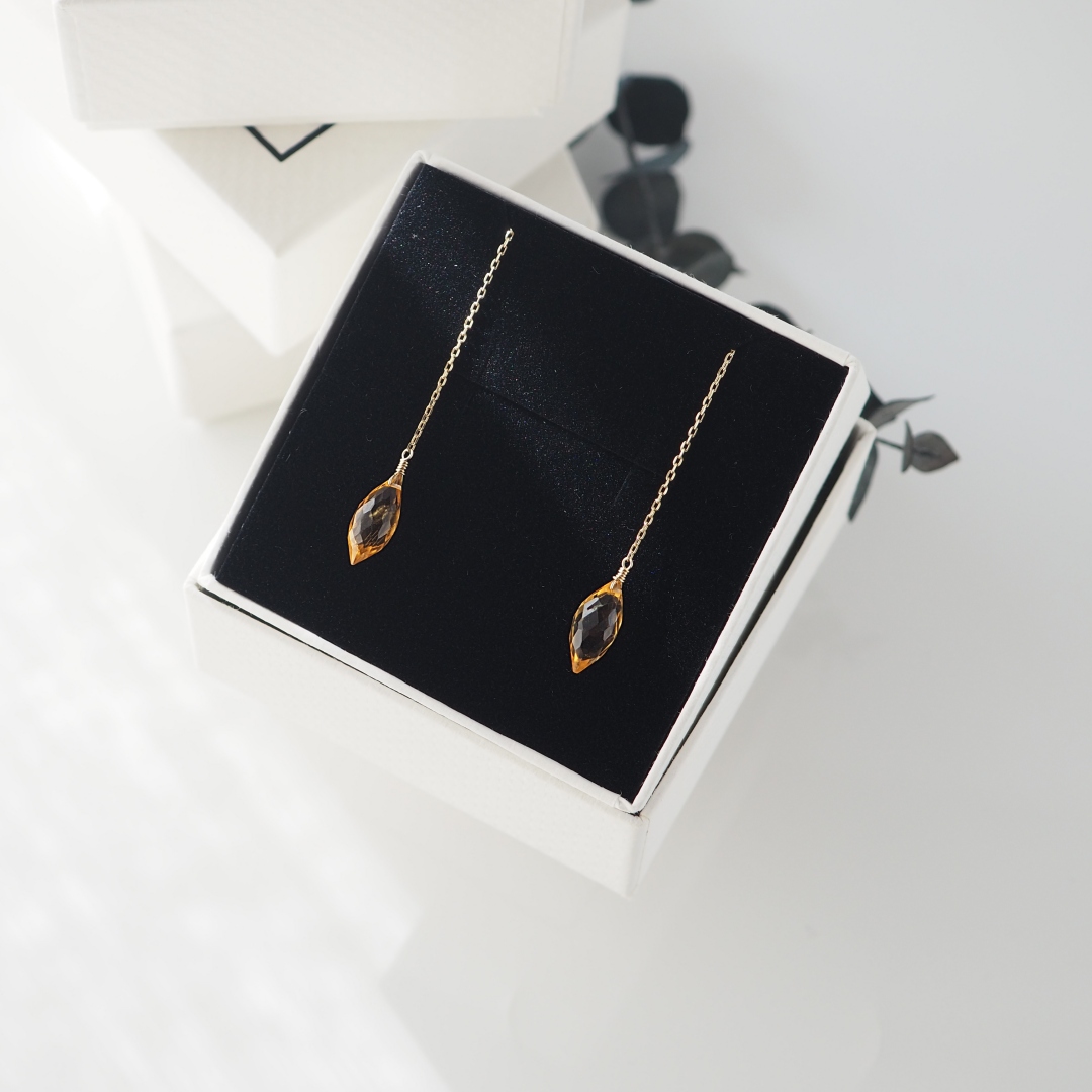 11月の誕生石 /  シトリンピアス