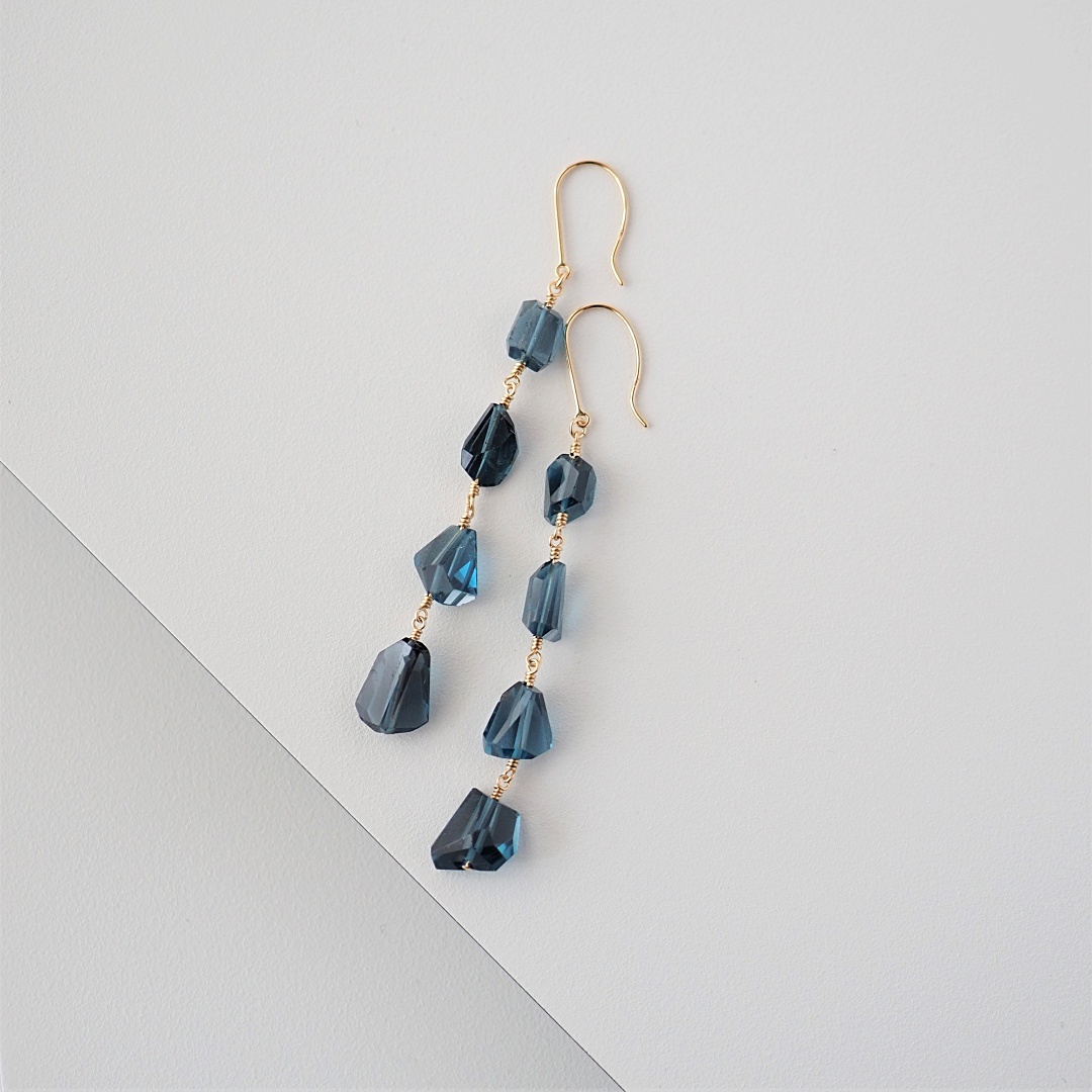 K10 / ロイヤルブルートパーズピアス