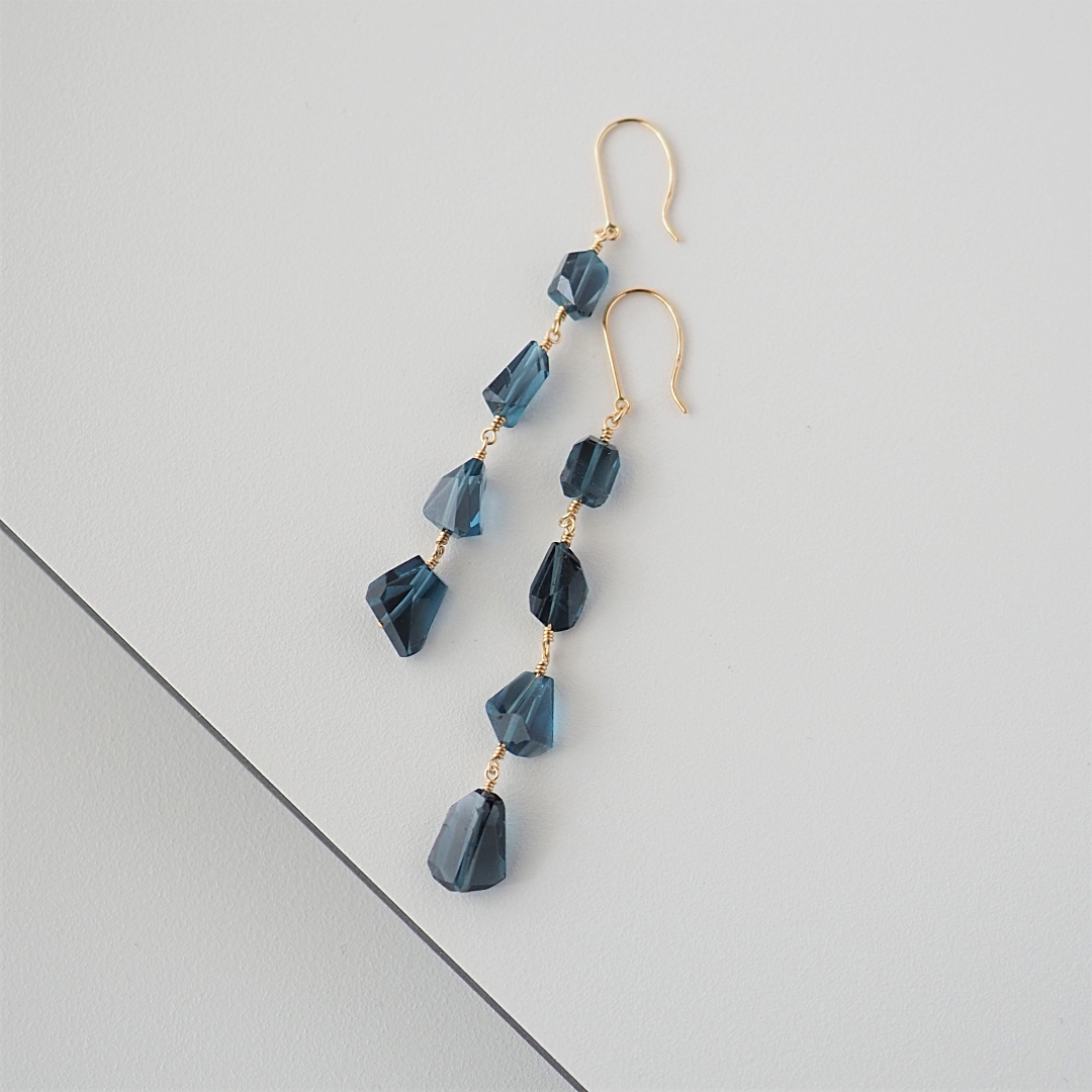 K10 / ロイヤルブルートパーズピアス