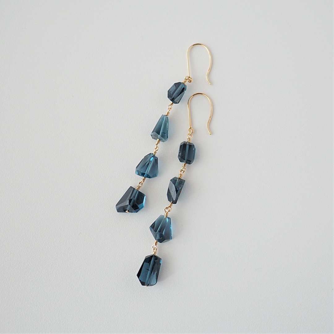 K10 / ロイヤルブルートパーズピアス