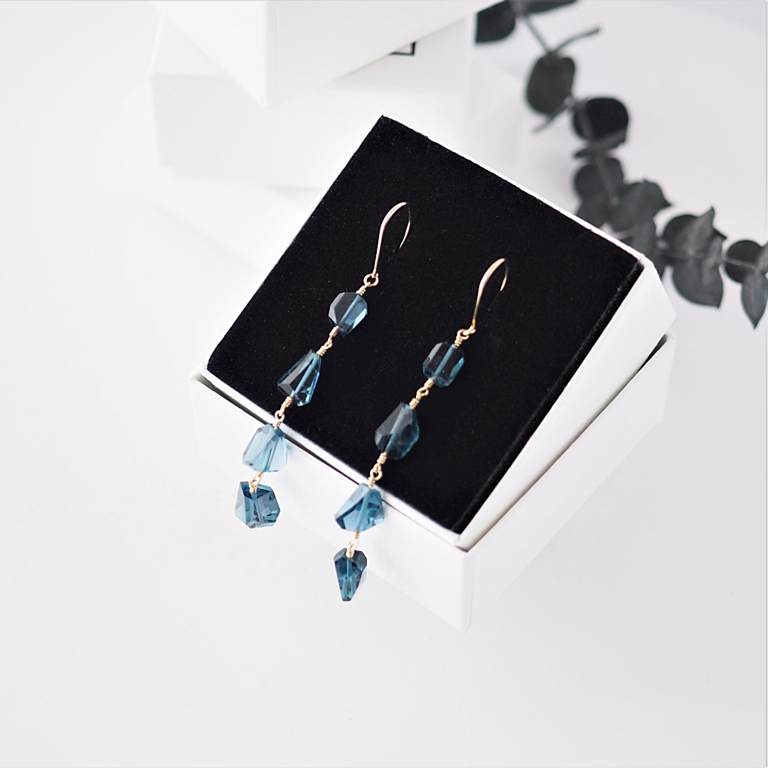 K10 / ロイヤルブルートパーズピアス