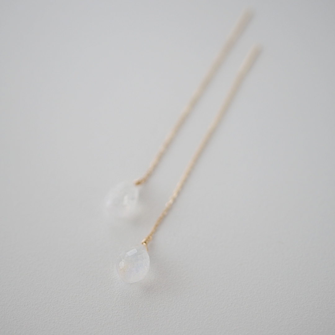 6月の誕生石 / K10 / レインボームーンストーンピアス