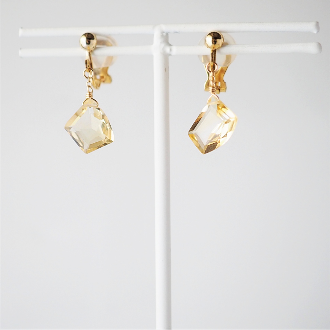 11月の誕生石 / シトリンイヤリング