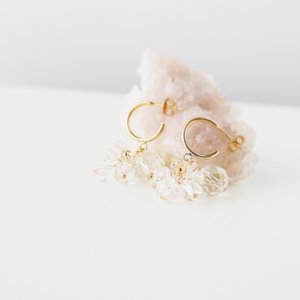 クォーツピアス