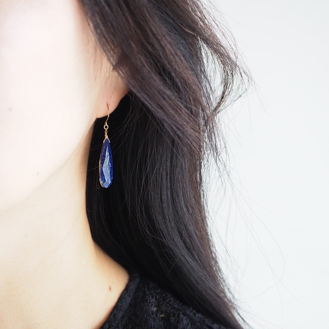 ラピスラズリピアス