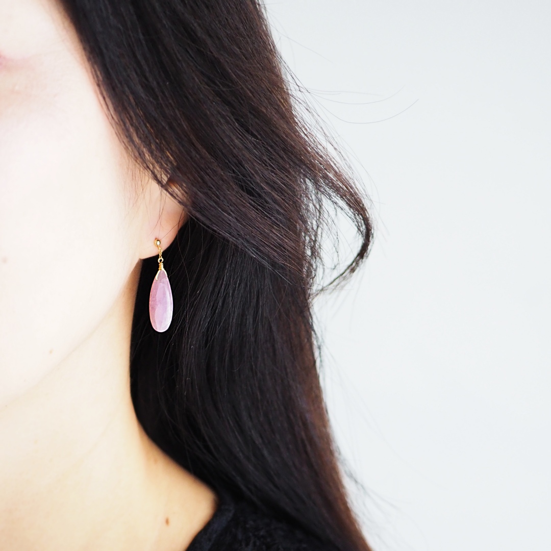 9月の誕生石クンツァイト