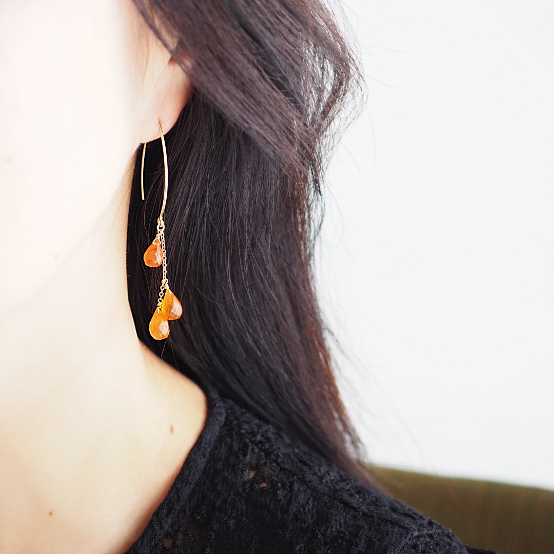 カーネリアンピアス