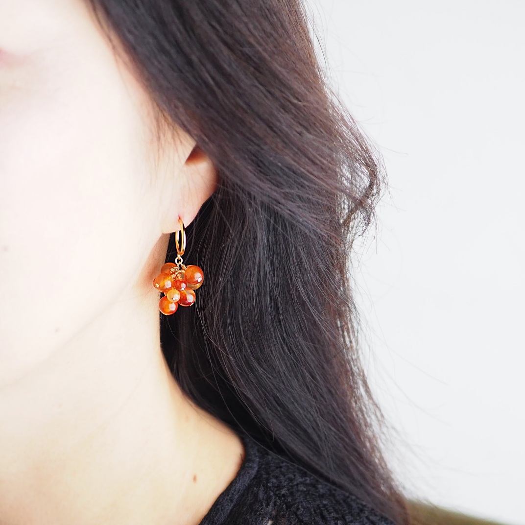 カーネリアンピアス