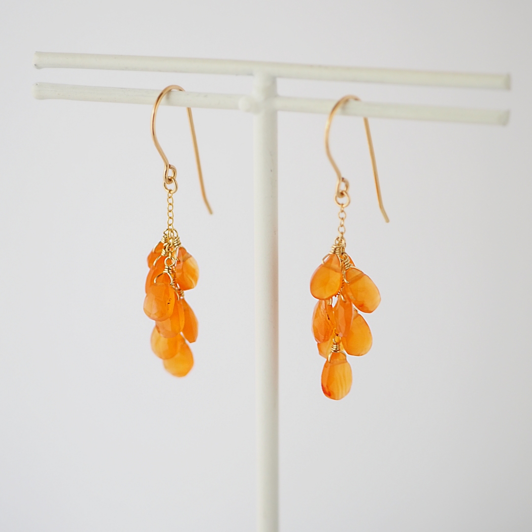 カーネリアンピアス