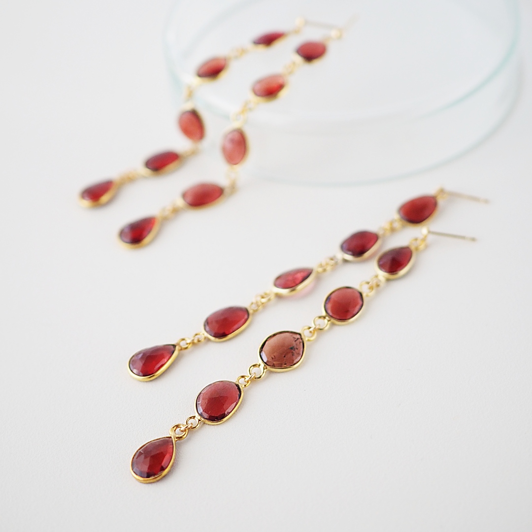 K10 / ガーネット（モザンビーク産）ピアス