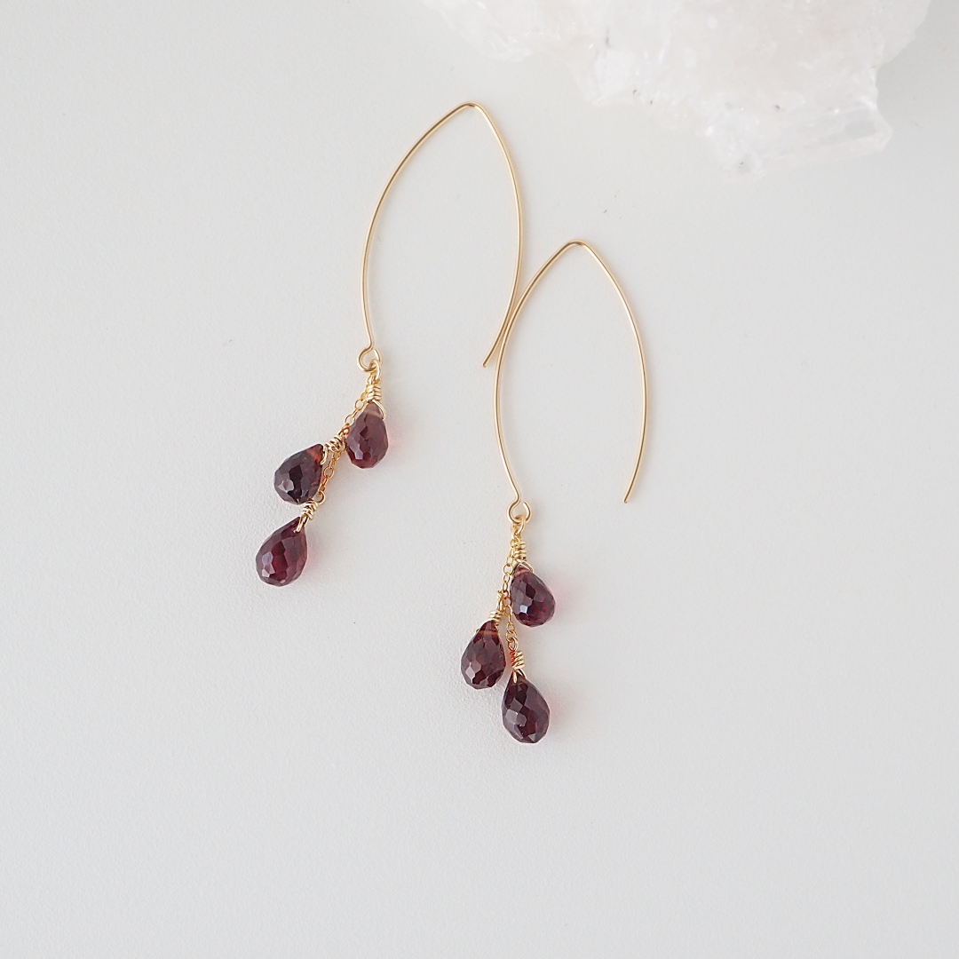 ガーネット（モザンビーク産）ピアス