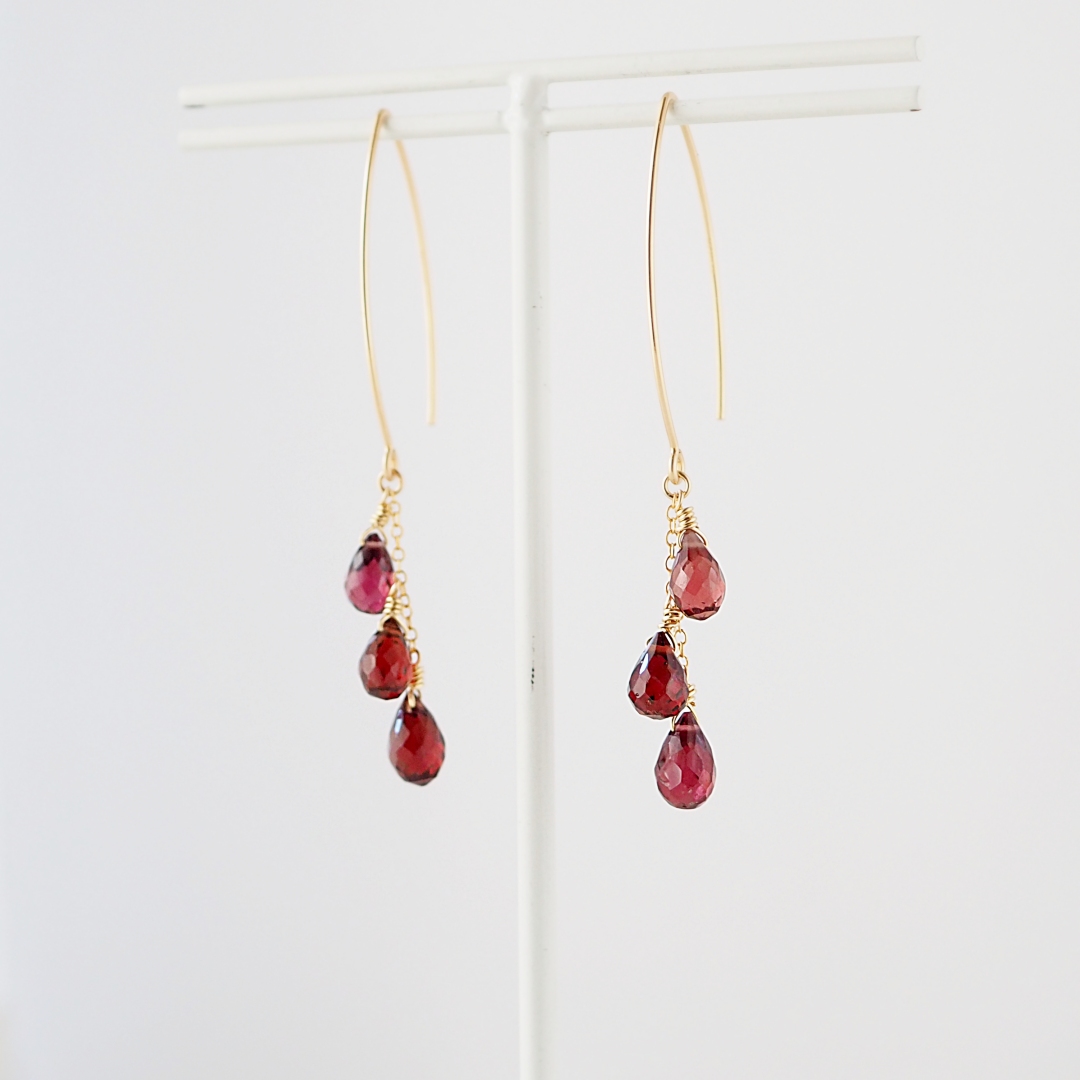 ガーネット（モザンビーク産）ピアス