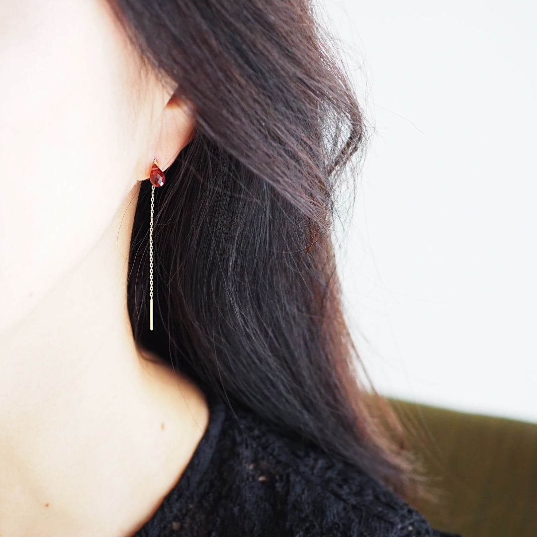 K10 / ガーネット（モザンビーク産）ピアス
