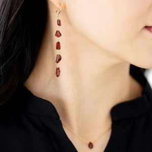 ガーネット（モザンビーク産）ピアス