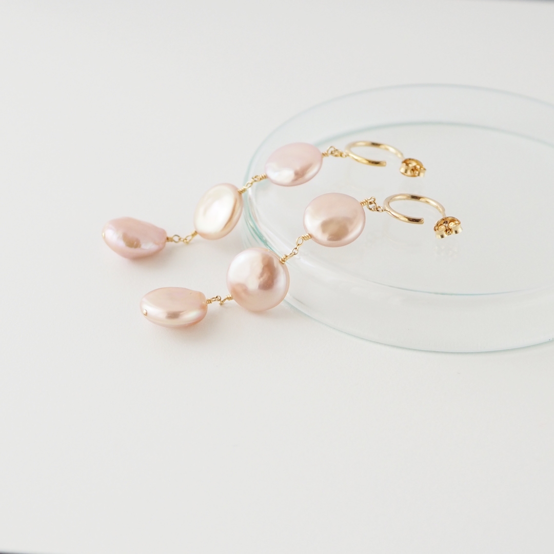 6月の誕生石 / 淡水パールピアス / コイン