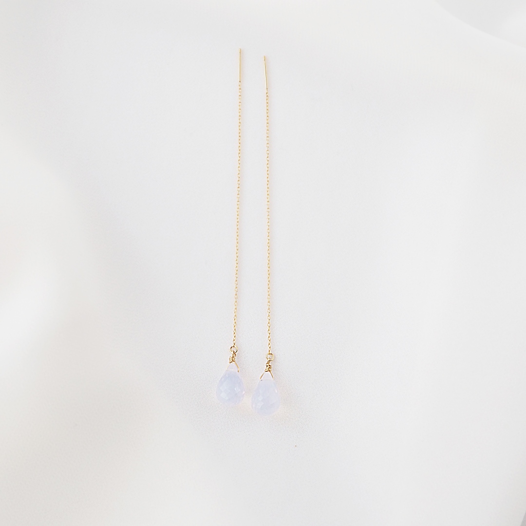 スコロライトピアス