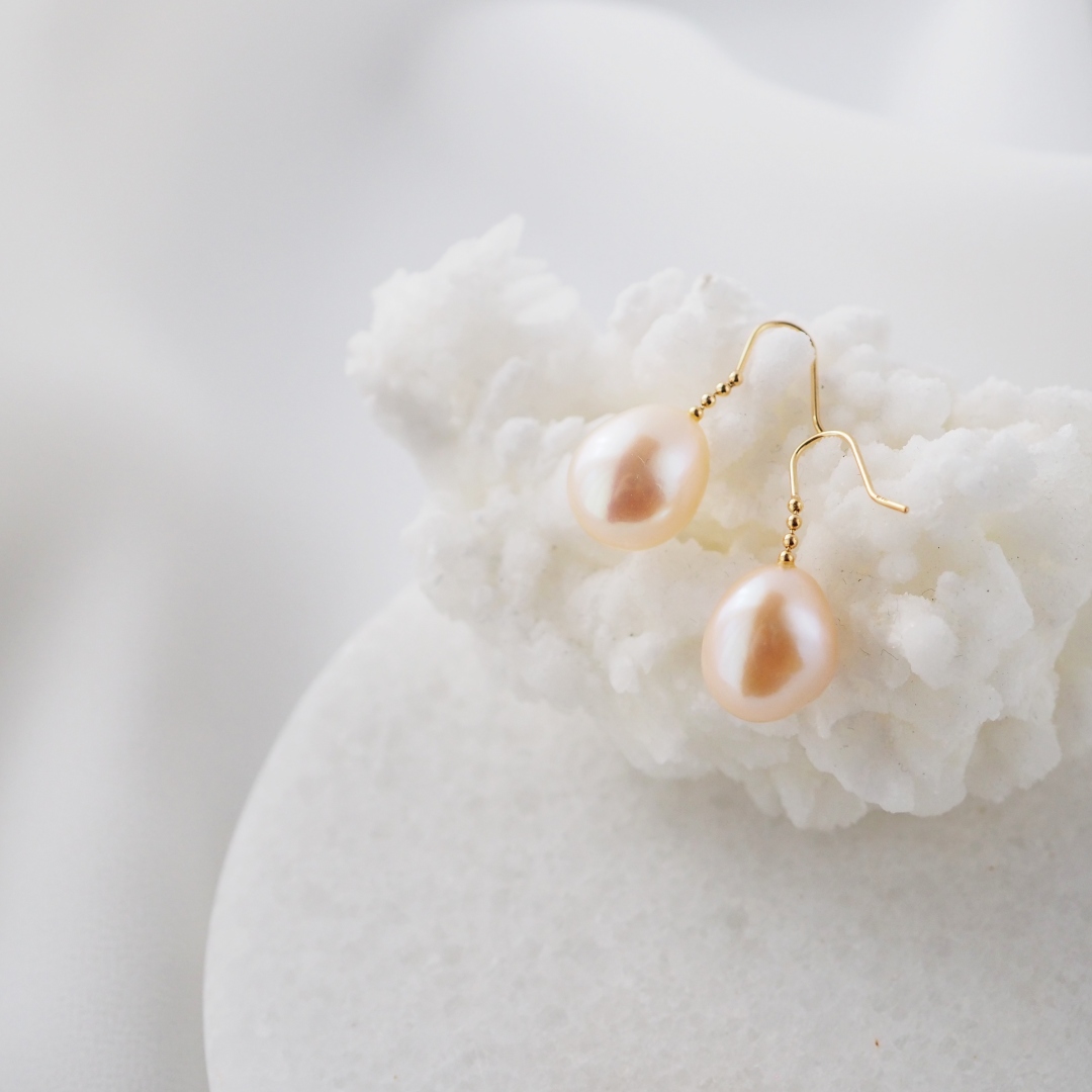 6月の誕生石 / K18 / 淡水パールピアス