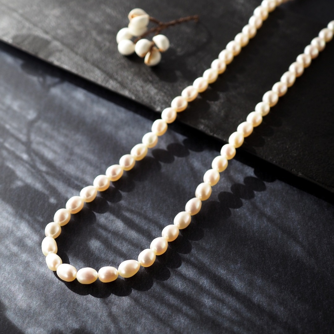 6月の誕生石淡水パールネックレス　L10