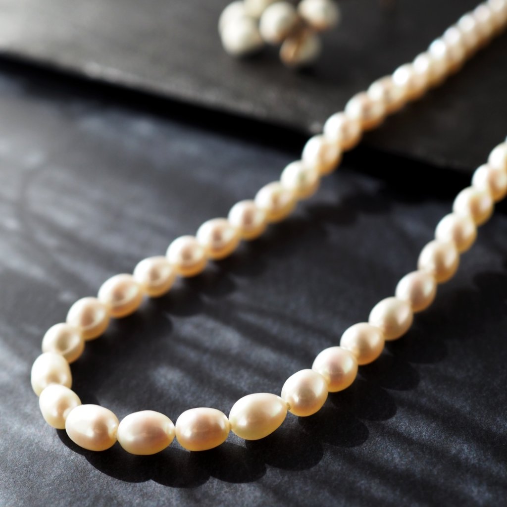 6月の誕生石淡水パールネックレス　L10