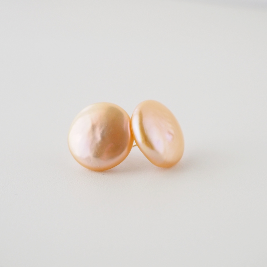 K10 / 淡水パールピアス