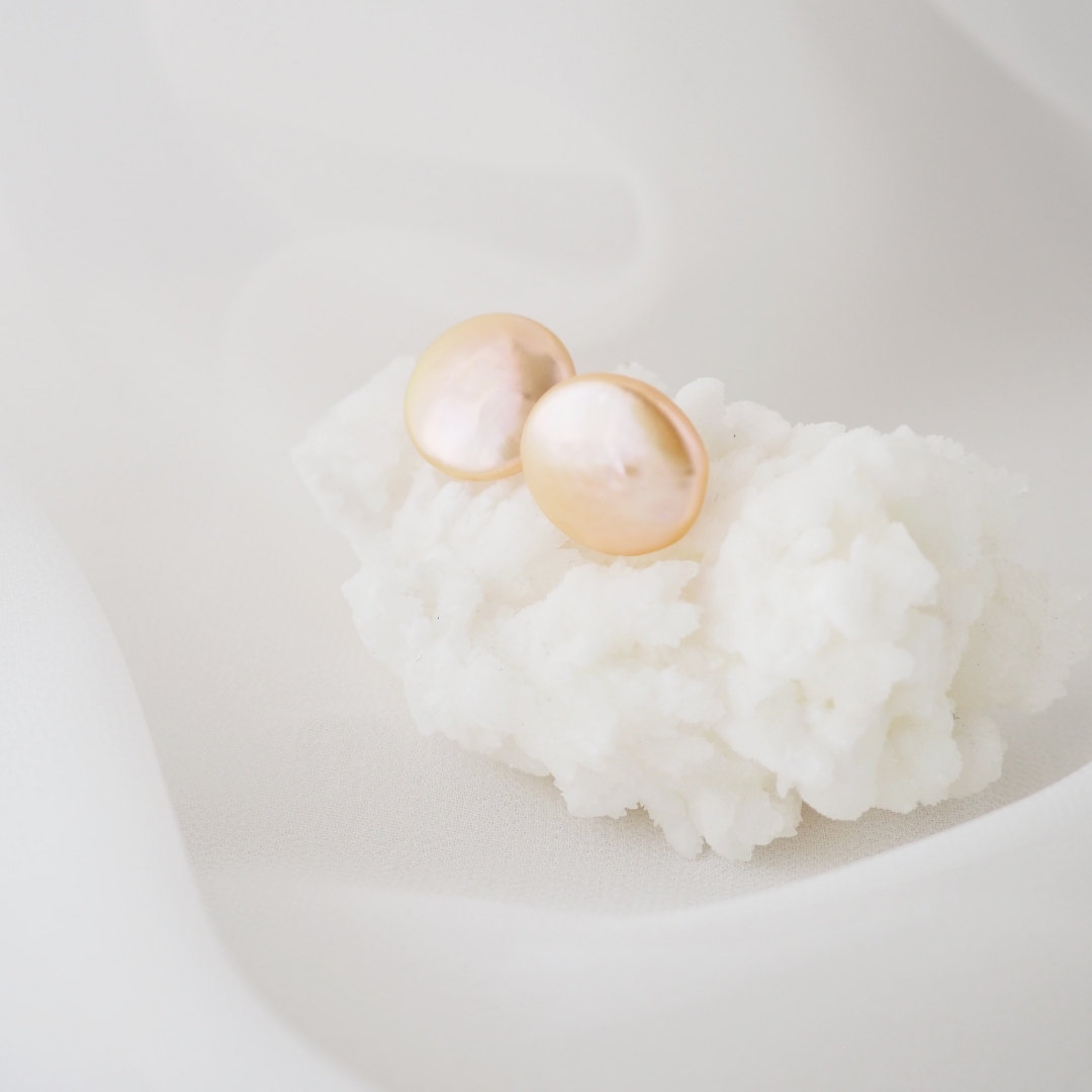 K10 / 淡水パールピアス